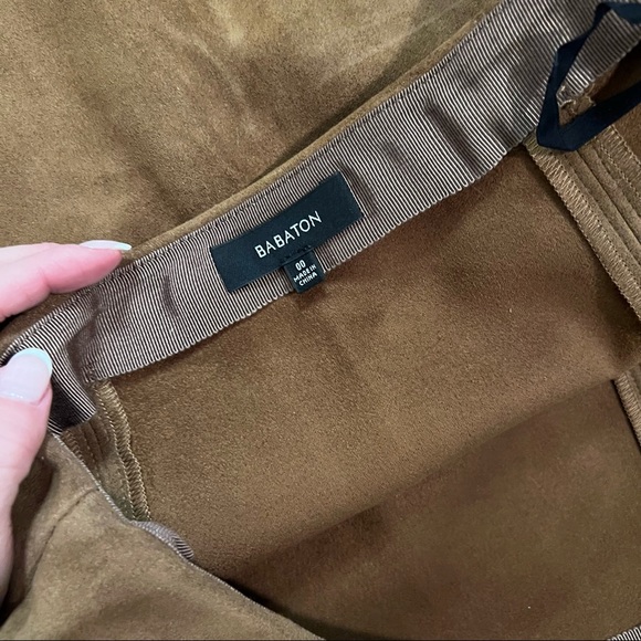 Aritzia Babaton Mini Skirt in Camel- size 00 - Picture 3 of 3